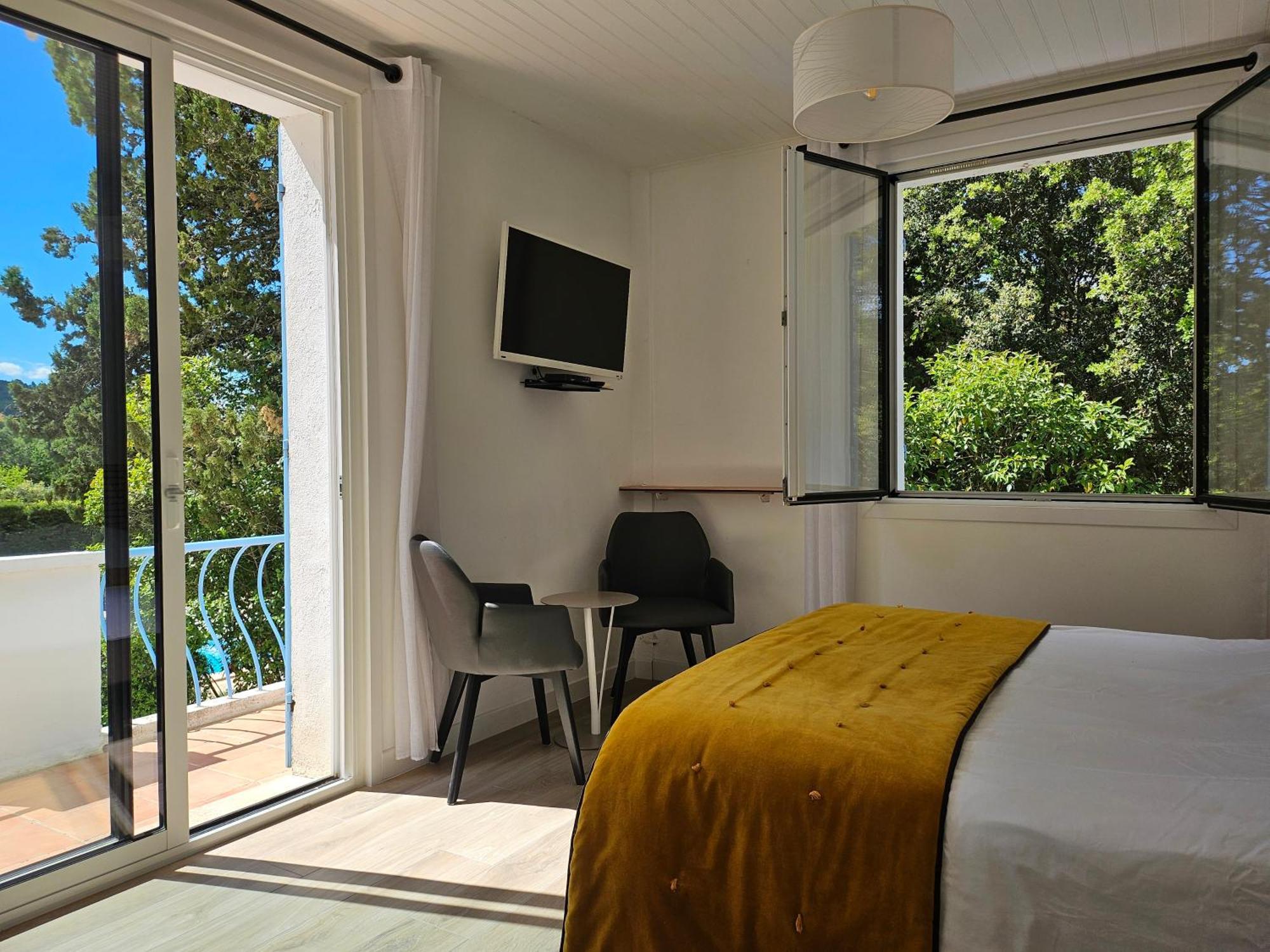 La Luberonne Bed & Breakfast